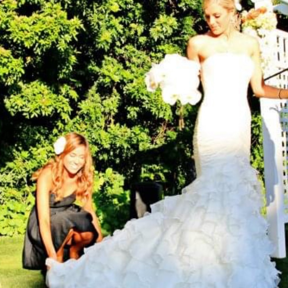 THE WEDDING DAY Wedding dress